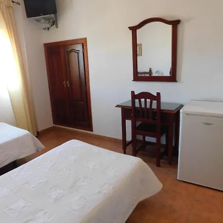 Hostal Macías, El Rey del Sol Pensión