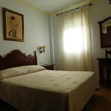Hostal Macías, El Rey del Sol Pensión