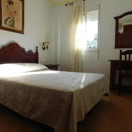Hostal Macías, El Rey del Sol Pensión